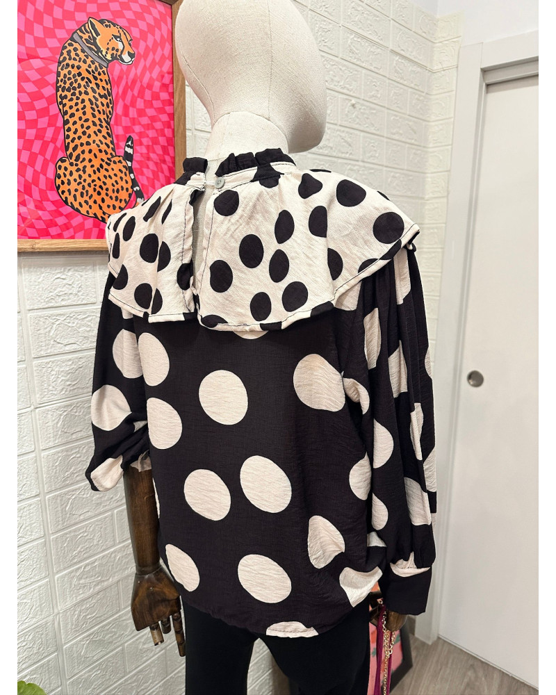 Blusa Lunares