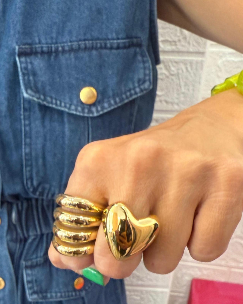 Anillo corazón de acero
