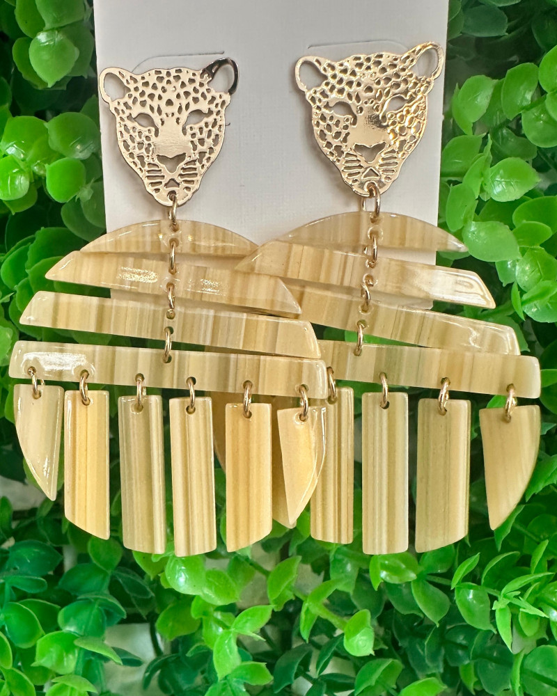 Pendiente león
