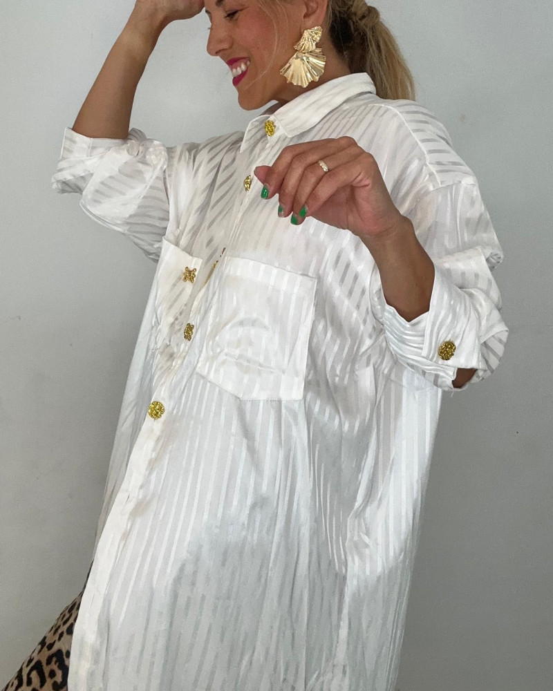 Camisa blanca abalorios
