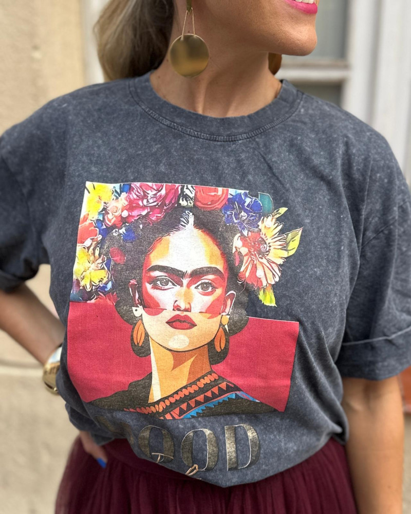 Camiseta Frida