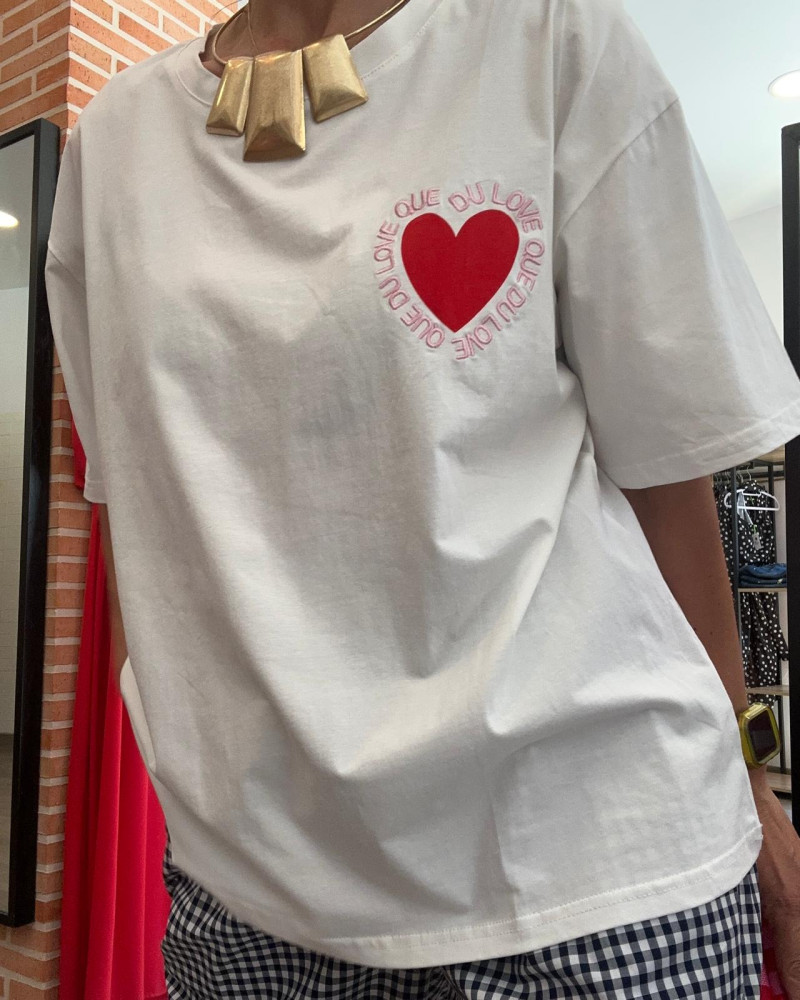 Camiseta Love