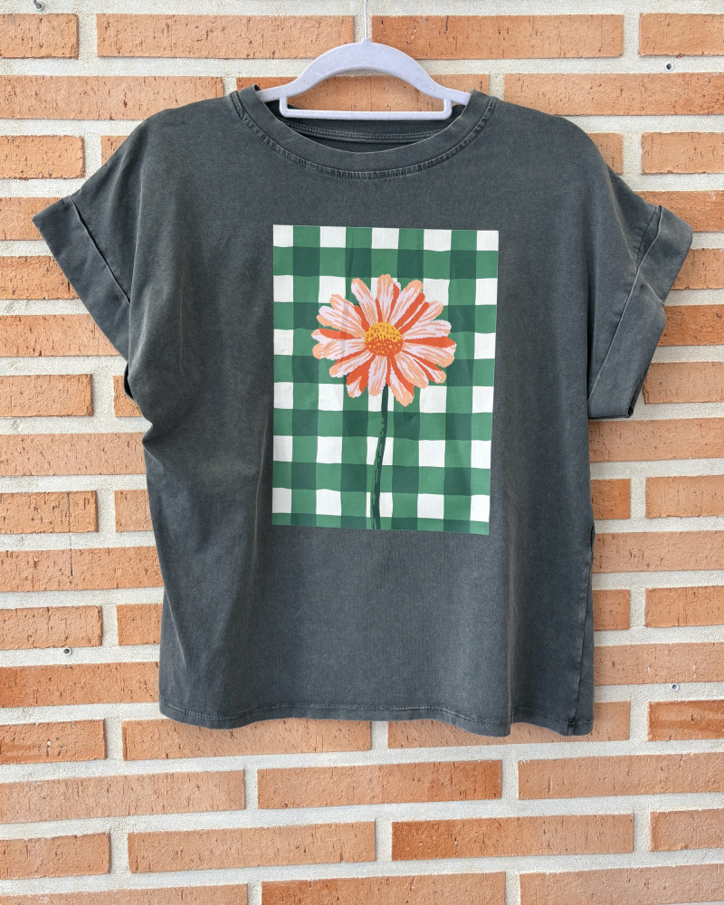 Camiseta Daisy