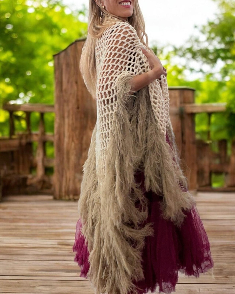 Mantón con plumas